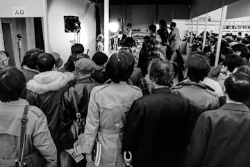 76camerashow-1.jpg